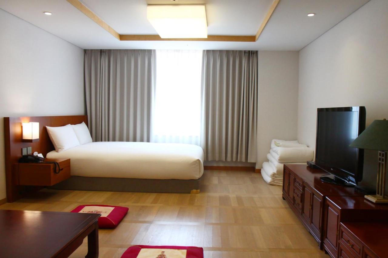 Maison Glad Jeju Bagian luar foto